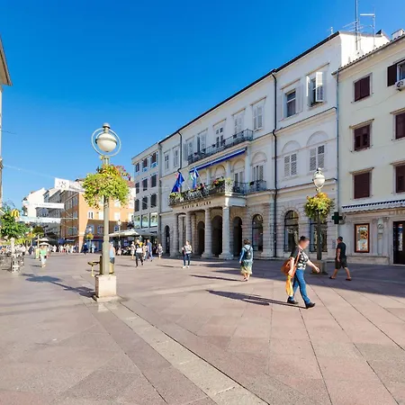 Karmen Apartamento Rijeka
