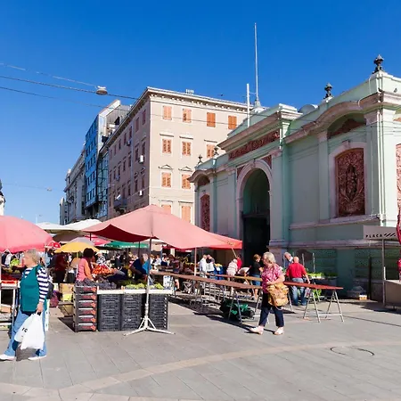 Апартаменты Karmen